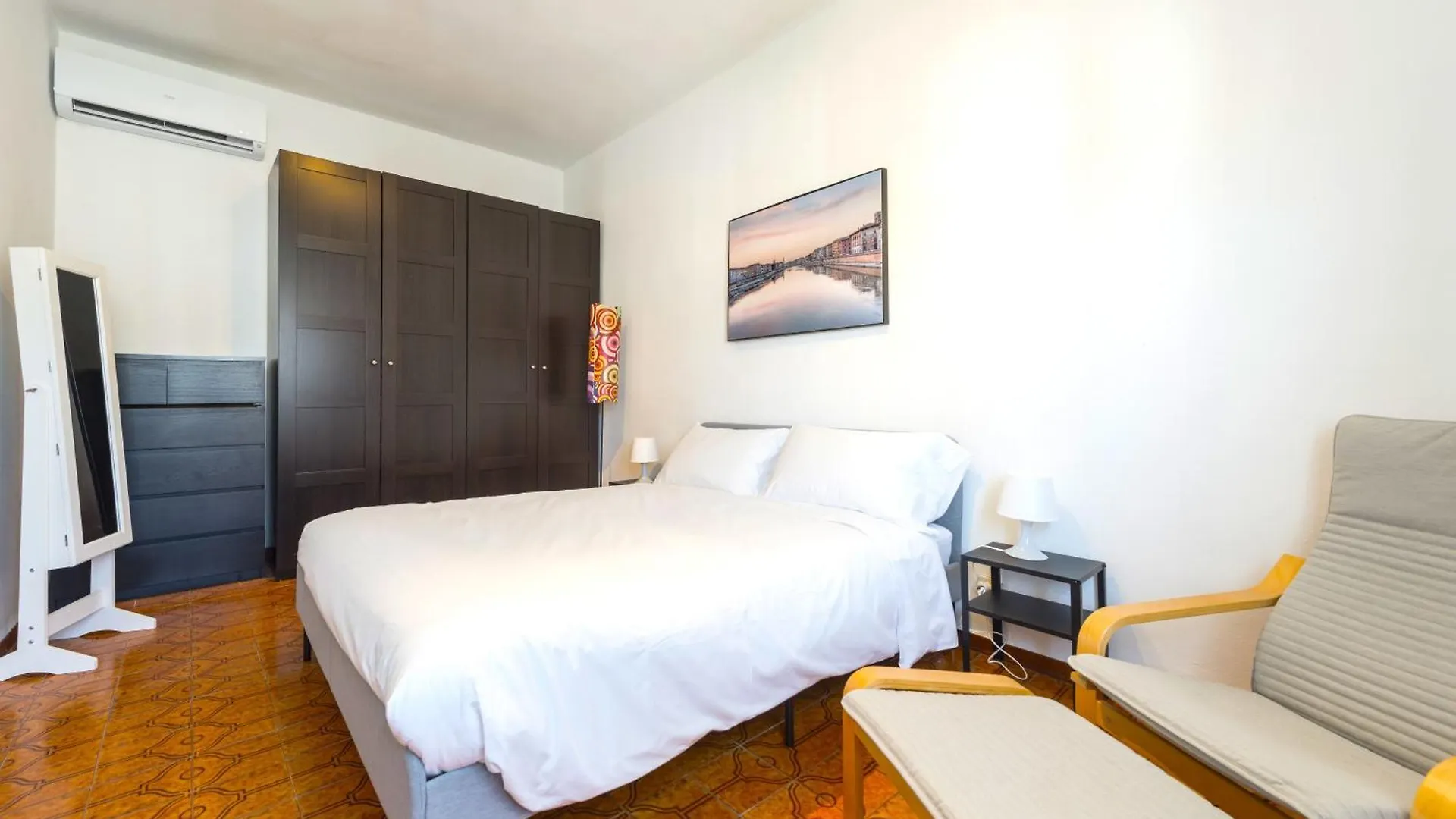 Hostly-Ai Due Passi Apartment Πίζα Ιταλία
