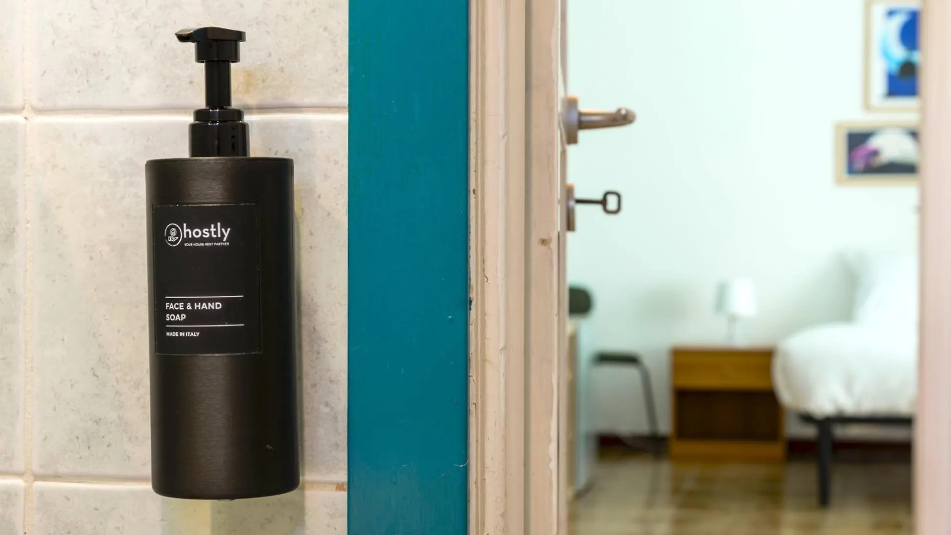 Hostly-Ai Due Passi Apartment Πίζα